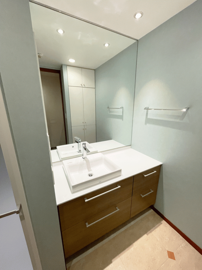 空間をスッキリ見せるTOTOエスクアにお取替え 港区S様邸 空間をスッキリ見せるTOTOエスクアにお取替え 港区S様邸